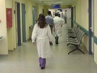Φωτογραφία για Βρήκαν 133 παράνομες αποκλειστικές αλλοδαπές νοσοκόμες σε Θεσσαλονίκη, Αθήνα και Ιωάννινα