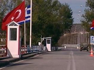Φωτογραφία για Αυστριακή υπουργός: «Τα ελληνοτουρκικά σύνορα είναι ανοιχτά σαν πόρτα αχυρώνα»