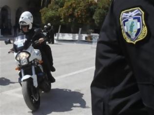 Φωτογραφία για Παρίστανε τον αστυνομικό για να κλέβει αλλοδαπούς!