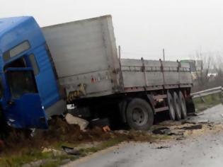 Φωτογραφία για Αχαΐα: Eκτροπή φορτηγού στον Άνω Αλισσό