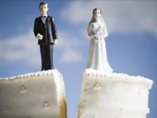 Φωτογραφία για Τα 10 οικονομικά λάθη που μπορoύν να καταστρέψουν έναν γάμο
