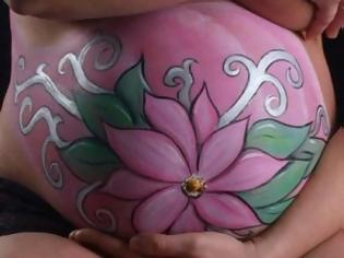Φωτογραφία για Nέα μόδα: Body painting… για εγκύους!