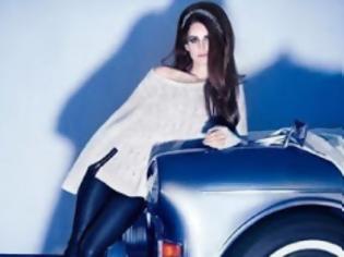 Φωτογραφία για Η Lana Del Rey ντύθηκε…«Χειμώνας» και πόζαρε στο φακό!