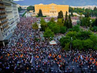 Φωτογραφία για Ξεσηκωμός, η μόνη λύση