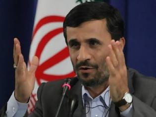 Φωτογραφία για O Αχμαντινετζάντ ζήτησε άδεια να επισκεφθεί σύμβουλό του στη φυλακή