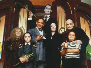 Φωτογραφία για Οι πρωταγωνιστές του «Addams Family» τότε και τώρα