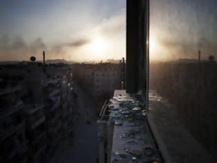 Φωτογραφία για Παρά την εκεχειρία συνεχίζεται η σφαγή στη Συρία με 69 νεκρούς