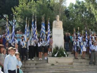 Φωτογραφία για Στα μέτρα της ΕΛΑΣ οι παρελάσεις στην Κρήτη - Εξαφανισμένοι οι επίσημοι