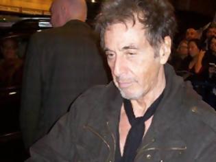 Φωτογραφία για Ο Al Pacino έχει κουραστεί και φαίνεται!