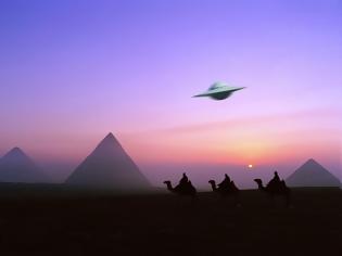 Φωτογραφία για Αιγύπτιος αρχαιολόγος παραδέχεται πως οι πυραμίδες περιέχουν εξωγήινη τεχνολογία