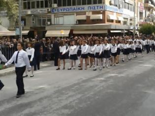 Φωτογραφία για Έληξε… ησύχως η παρέλαση στα Τρίκαλα!