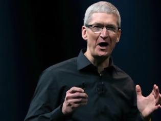 Φωτογραφία για Tim Cook: Οι φήμες επηρεάζουν τις πωλήσεις μας