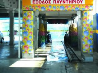 Φωτογραφία για Πάτρα: Αφαίρεσαν την ταμειακή, τσιγάρα και ποτά