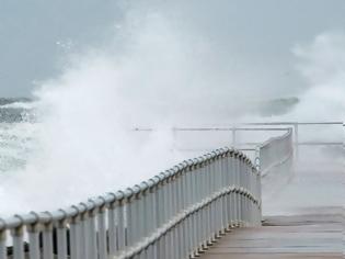 Φωτογραφία για Τυφώνας Σάντι: Χωρίς ΜΜΜ η Νέα Υόρκη, απομακρύνονται 375.000 κάτοικοι