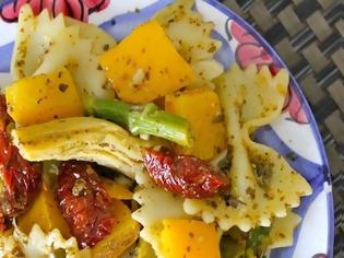 Φωτογραφία για «Φιογκάκια» με ζουμερά λαχανικά για fit μακαρονάδες