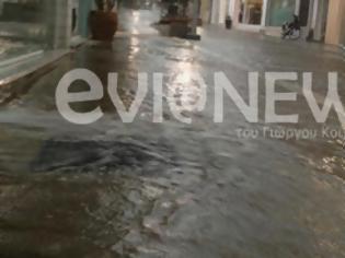 Φωτογραφία για Αλιβέρι: Λίγα λεπτά βροχής, πλημμύρισαν την πόλη!