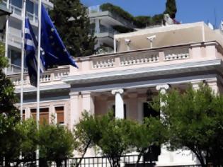 Φωτογραφία για Συνελήφθη ο άνδρας που απειλούσε να «ανατιναχτεί» στην Ηρώδου Αττικού