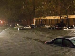 Φωτογραφία για Σε «κατάσταση μέγιστης καταστροφής» η Νέα Υόρκη - Τουλάχιστον 32 νεκροί!
