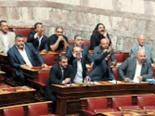 Φωτογραφία για Η «μαύρη Βίβλος» των βουλευτών της Χρυσής Αυγής...!!!