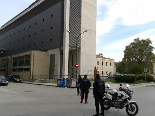 Φωτογραφία για Τηλεφώνημα για βόμβα στα Δικαστήρια Τρικάλων