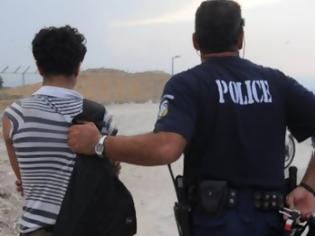 Φωτογραφία για Συνελήφθησαν 3 λαθρομετανάστες που επέβαιναν σε φουσκωτή λέμβο