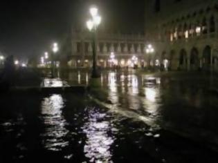 Φωτογραφία για Κάτω από το νερό η μισή Βενετία