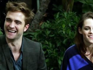 Φωτογραφία για Χαλαρή η πρώτη κοινή συνέντευξη Robert Pattinson και η Kristen Stewart (Video)