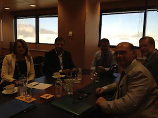 Φωτογραφία για Ο ΙΣΑ είχε καθοριστική συνάντηση με εκπροσώπους της τράπεζας Πειραιώς για το Factoring