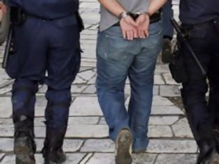 Φωτογραφία για Πάτρα: Συνελήφθη 28χρονος για κατοχή ναρκωτικών και όπλων