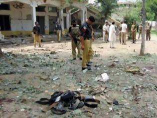 Φωτογραφία για Πακιστάν: Πέντε νεκροί σε επίθεση αυτοκτονίας