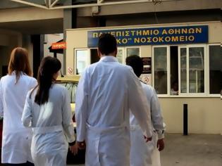 Φωτογραφία για 2 στους 4 Έλληνες γιατρούς φεύγουν για το εξωτερικό