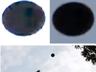 Φωτογραφία για Μαύρο UFO αιωρείται πανο απο το τροπικό  δασός στην  Βραζιλία, Νοέμβριος 2012.