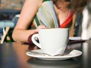 Φωτογραφία για Πάτρα: Η «μάχη» του καφέ και της νυκτερινής διασκέδασης – Πώς οι καταστηματάρχες προσπαθούν να δελεάσουν τους πελάτες