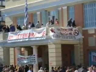 Φωτογραφία για Καρέ-καρέ η κατάληψη στην Περιφέρεια Κρήτης [video]