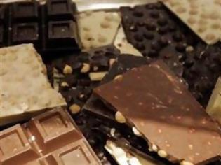 Φωτογραφία για Η κρίση και η κακή διάθεση απαιτούν σοκολάτα - Πώς μπορεί να ωφελήσει την υγεία
