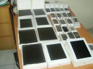 Φωτογραφία για Συλλήψεις απατεώνων που πουλούσαν κινητά τηλέφωνα και tablets σε κατάστημα της εθνικής οδού