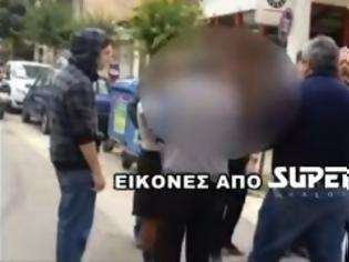 Φωτογραφία για Πάτρα: Πολίτες συνέλαβαν μπροστά στην κάμερα ανήλικο αλλοδαπό τσαντάκια-Βίντεο!