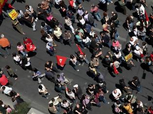 Φωτογραφία για Πανελλαδικό συλλαλητήριο το μεσημέρι από την ΠΟΕ-ΟΤΑ