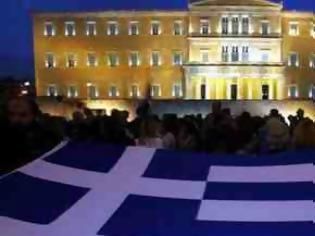 Φωτογραφία για FT: «Μόνον οι Έλληνες μπορούν να ξαναχτίσουν την Ελλάδα»