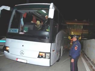 Φωτογραφία για Οδηγός αλβανικού λεωφορείου που μετέφερε ναρκωτικά στην Ελλάδα ξέφυγε μέσα απ' τα χέρια των αστυνομικών