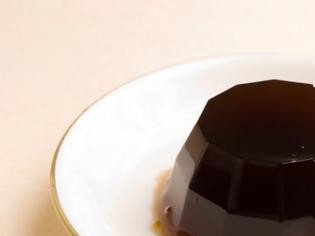 Φωτογραφία για Γλυκό: μαύρα ζελέ με καφέ και κρέμα