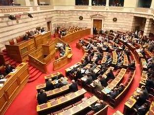 Φωτογραφία για «Τρέχουν» να... βγουν στη σύνταξη οι υπάλληλοι της Βουλής