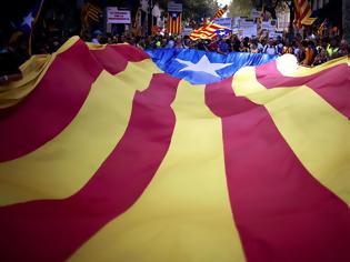 Φωτογραφία για Υπέρ της ανεξαρτητοποίησης της Καταλωνίας πάνω από το 50% των πολιτών