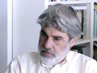 Φωτογραφία για Ο συγγραφέας Δημ. Ψαρράς μιλάει στο left.gr για το βιβλίο του «Η μαύρη βίβλος της Χρυσής Αυγής»
