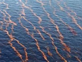 Φωτογραφία για Πετρελαιολοκηλίδα αγνώστου προελεύσεως στη Σούδα Χανίων