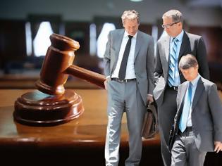 Φωτογραφία για Ανοίγουν «πόλεμο» οι δικαστές με την τρόικα