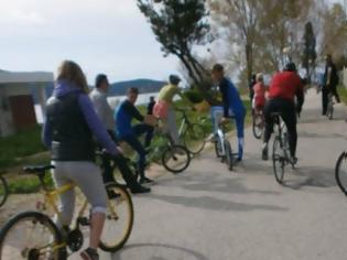 Φωτογραφία για Mε μεγάλη συμμετοχή πραγματοποιήθηκε ο ποδηλατικός γύρος της Ηγουμενίτσας, αφιερωμένος στον αδικοχαμένο Σπύρο Παπαγιάννη