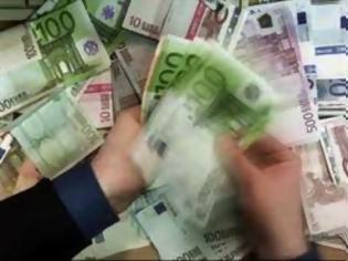 Φωτογραφία για Πάτρα: Έταζε δάνεια και έπαιρνε λεφτά από ανυποψίαστους πολίτες