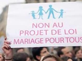 Φωτογραφία για Γαλλία: Πάνω από 100.000 Γάλλοι διαδήλωσαν κατά του «γάμου» των ομοφυλόφιλων και του δικαιώματος υιοθεσίας