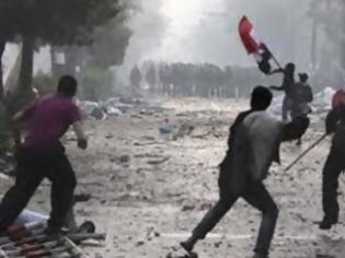 Φωτογραφία για Κάιρο: Βίαιες συγκρούσεις μεταξύ διαδηλωτών και αστυνομίας